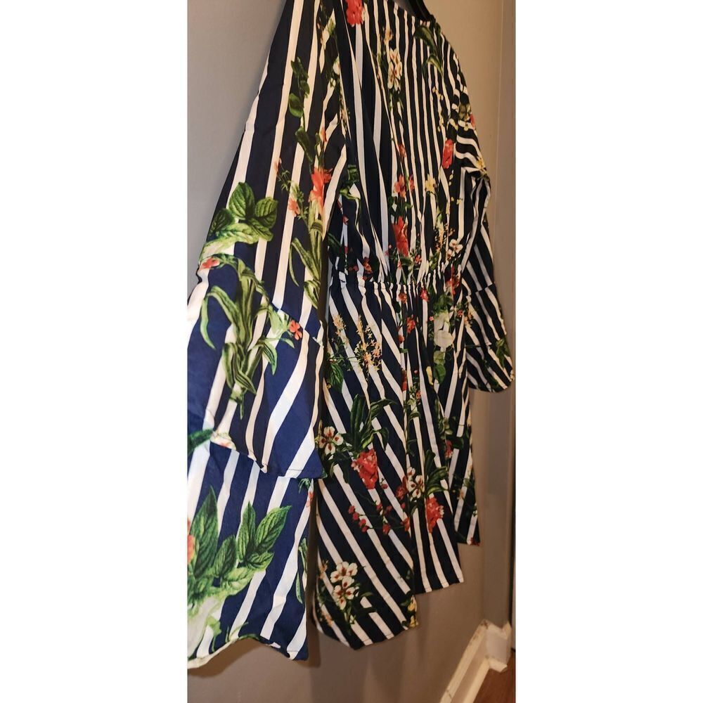 Live 4 Truth Dress - Picture 7 of 8